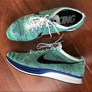 Nike Flyknit Racer